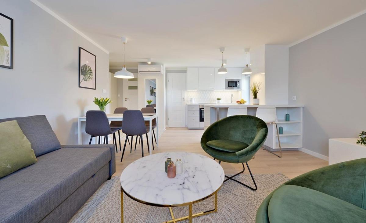 Argentis Kotlarska Apartment *